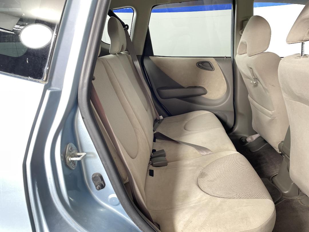 Photo '20' of Honda FIT Photo '20' of Honda FIT