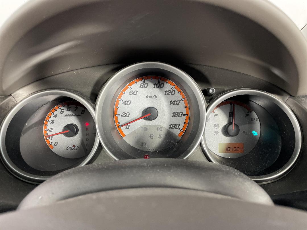 Photo '21' of Honda FIT Photo '21' of Honda FIT