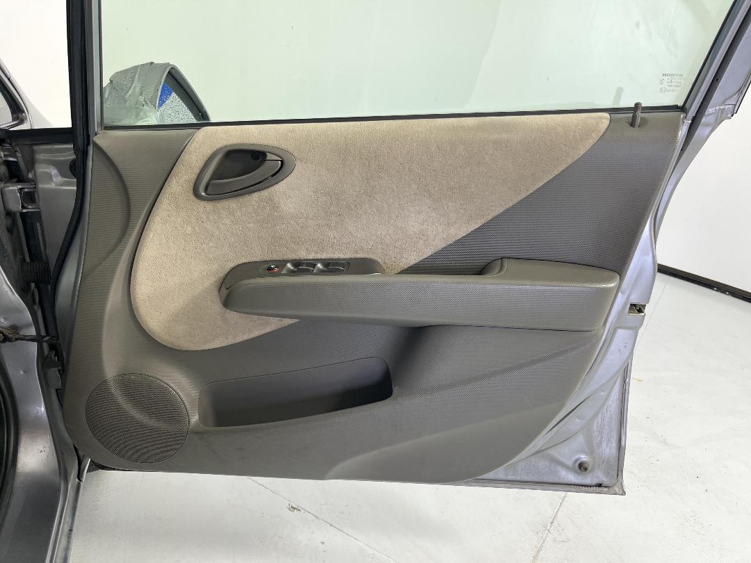 Photo '15' of Honda FIT