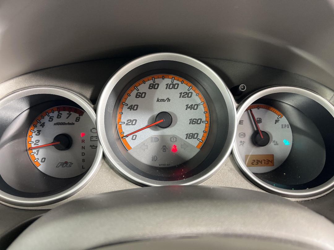 Photo '21' of Honda FIT