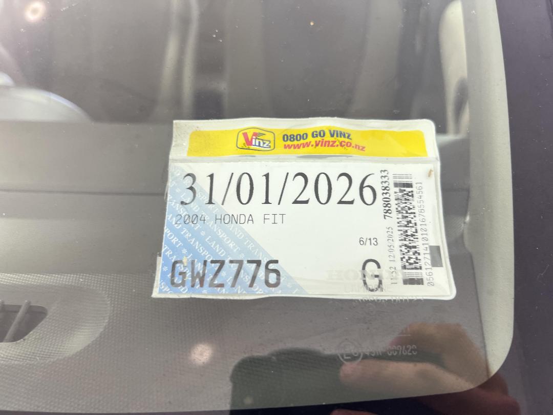 Photo '24' of Honda FIT