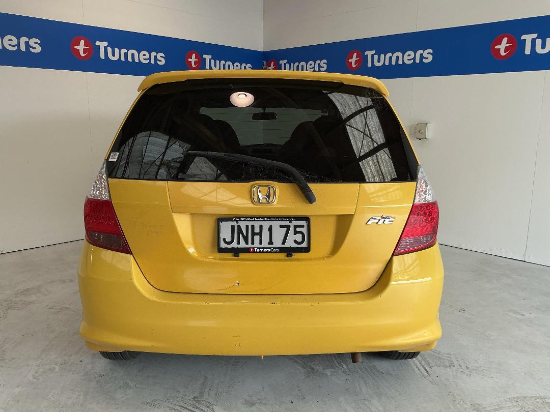 Photo '5' of Honda FIT