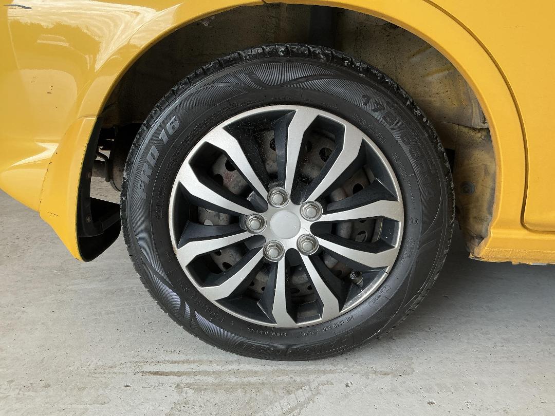 Photo '10' of Honda FIT