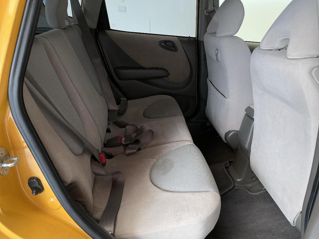 Photo '18' of Honda FIT