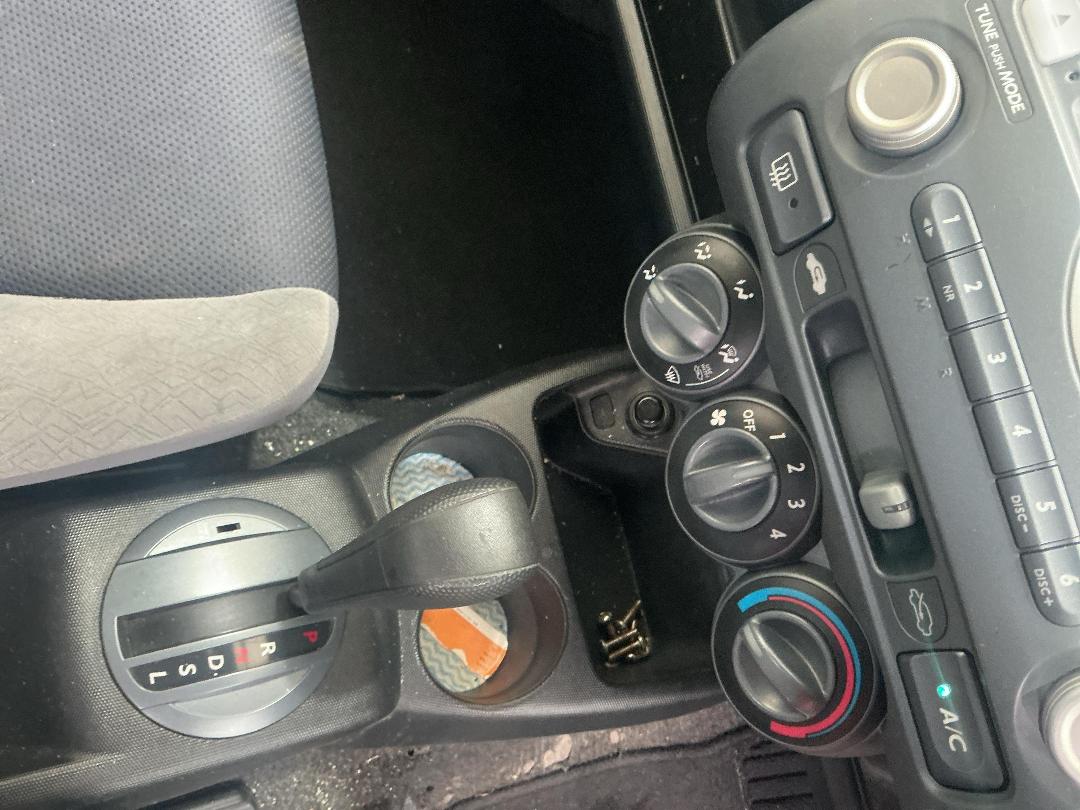 Photo '21' of Honda FIT