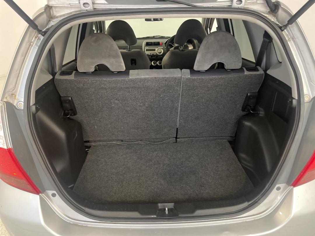 Photo '14' of Honda FIT