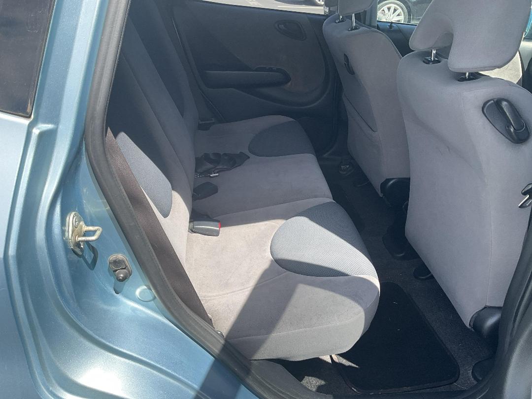 Photo '15' of Honda FIT Photo '15' of Honda FIT