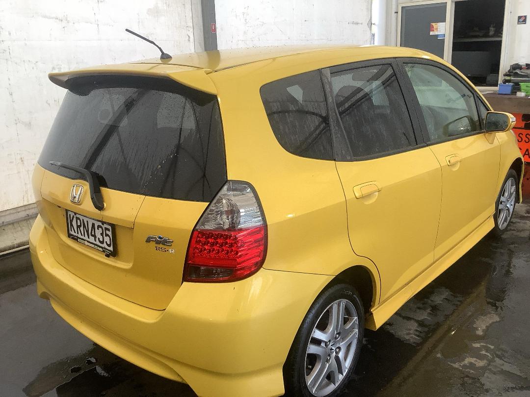 Photo '9' of Honda FIT Photo '9' of Honda FIT