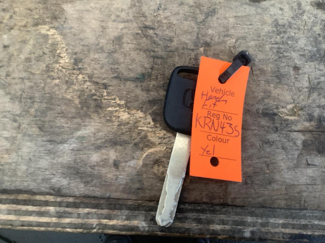 Photo '23' of Honda FIT Photo '23' of Honda FIT