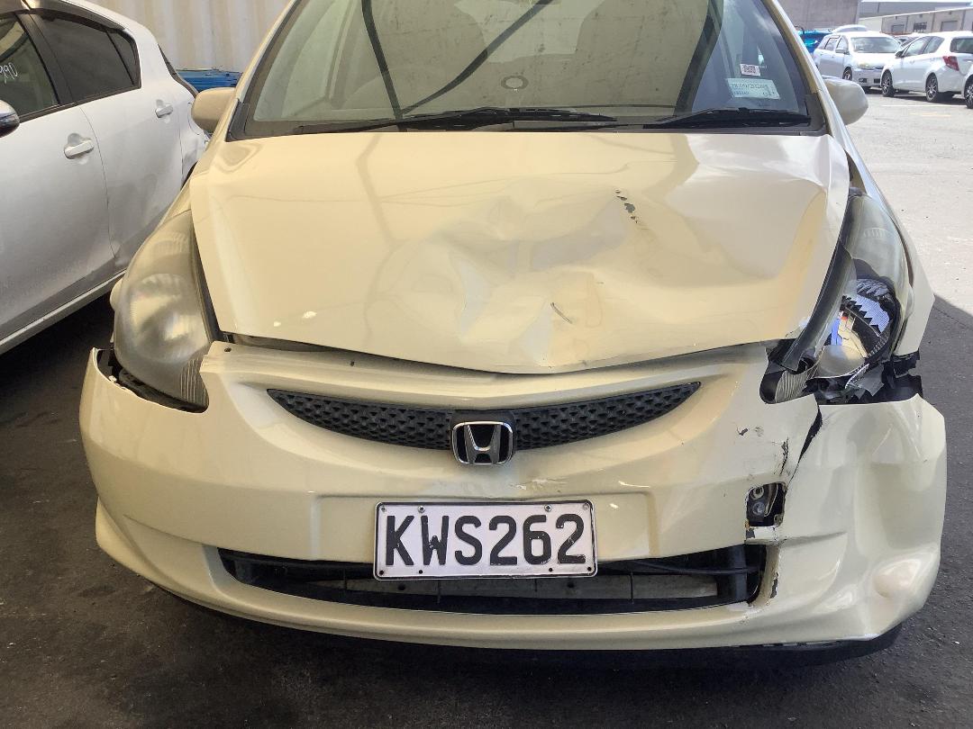 Photo '3' of Honda FIT