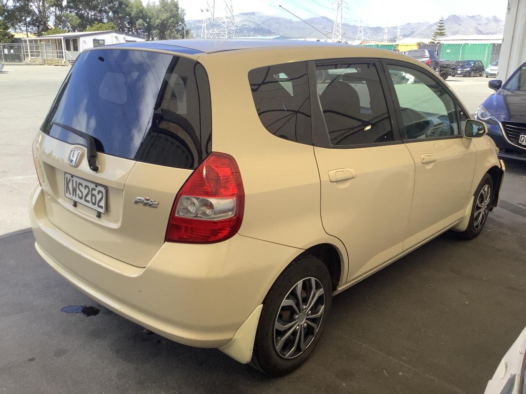 Photo '5' of Honda FIT