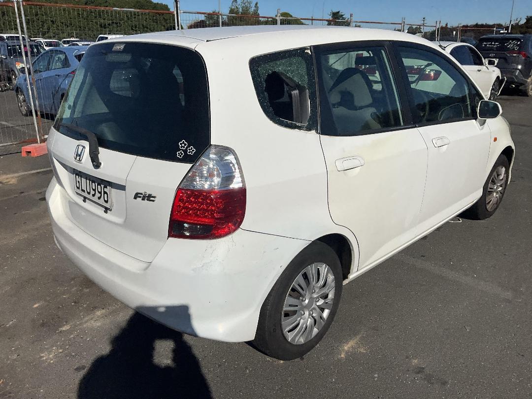 Photo '4' of Honda FIT