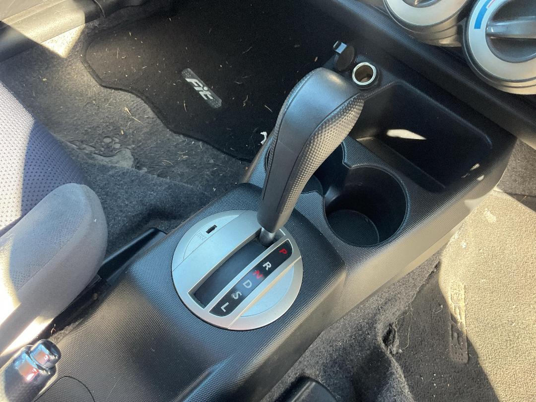 Photo '14' of Honda FIT