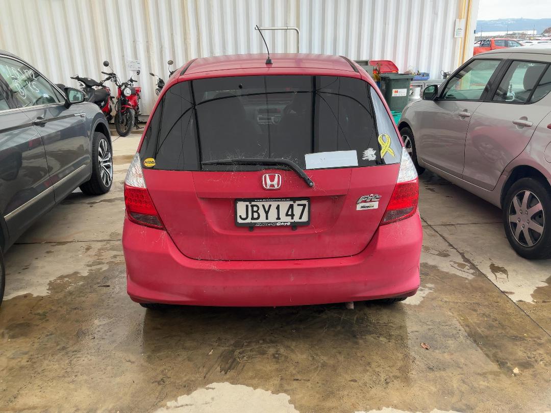 Photo '4' of Honda FIT