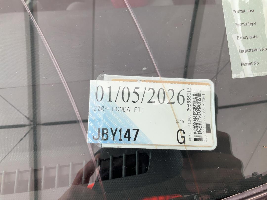 Photo '13' of Honda FIT