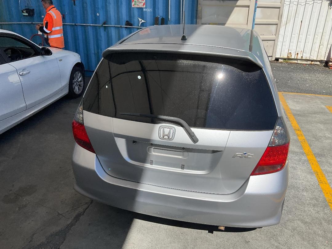 Photo '13' of Honda FIT