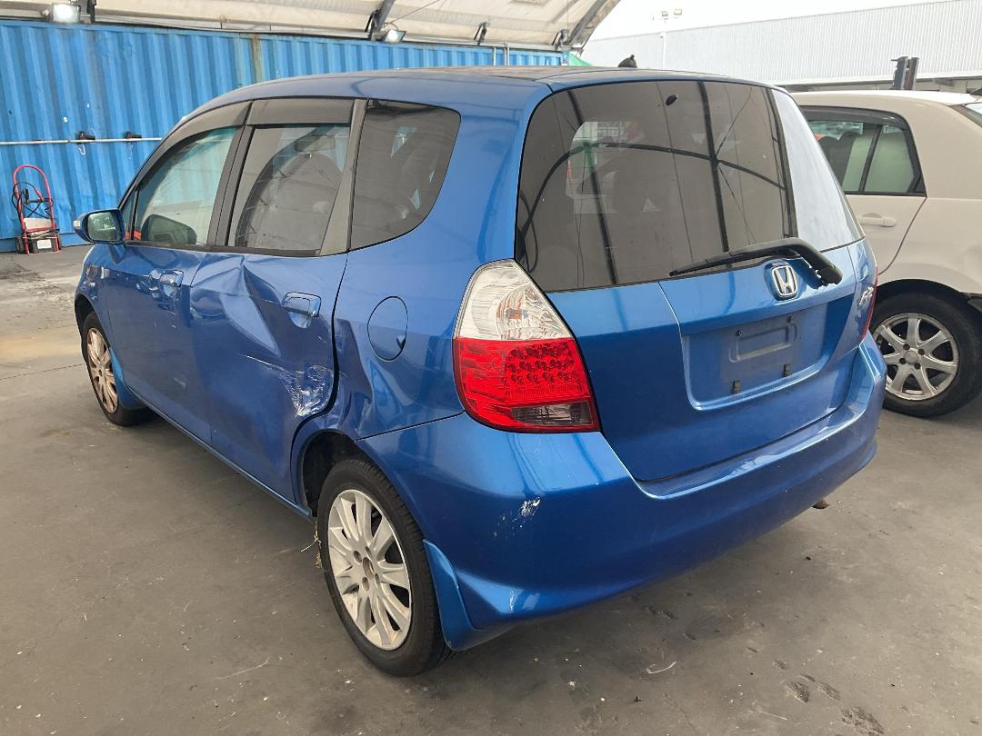 Photo '4' of Honda FIT