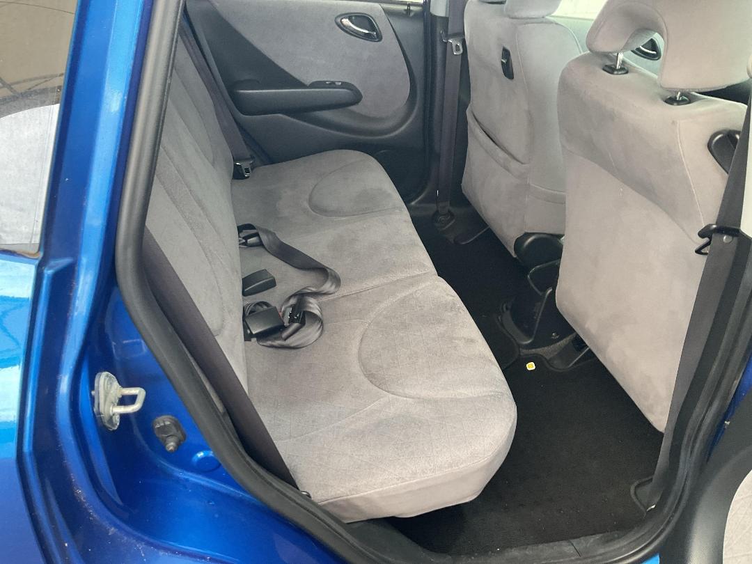 Photo '7' of Honda FIT