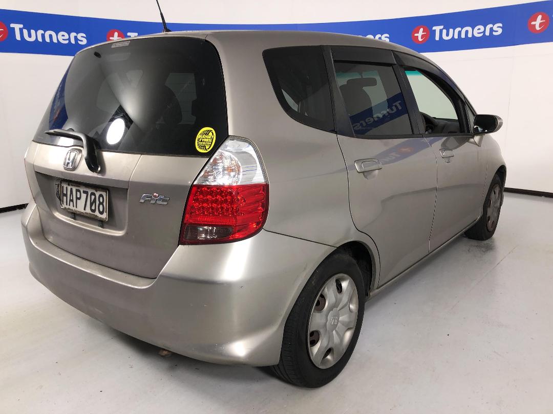 Photo '7' of Honda FIT Photo '7' of Honda FIT