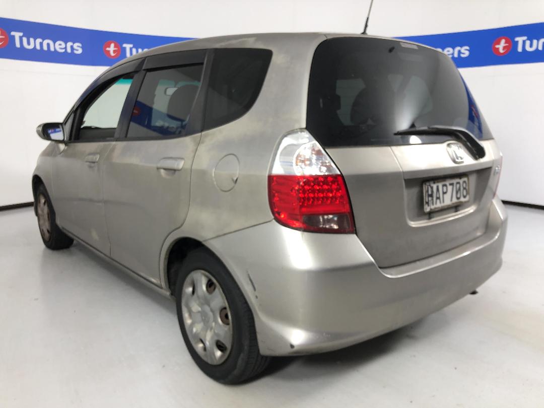 Photo '5' of Honda FIT Photo '5' of Honda FIT