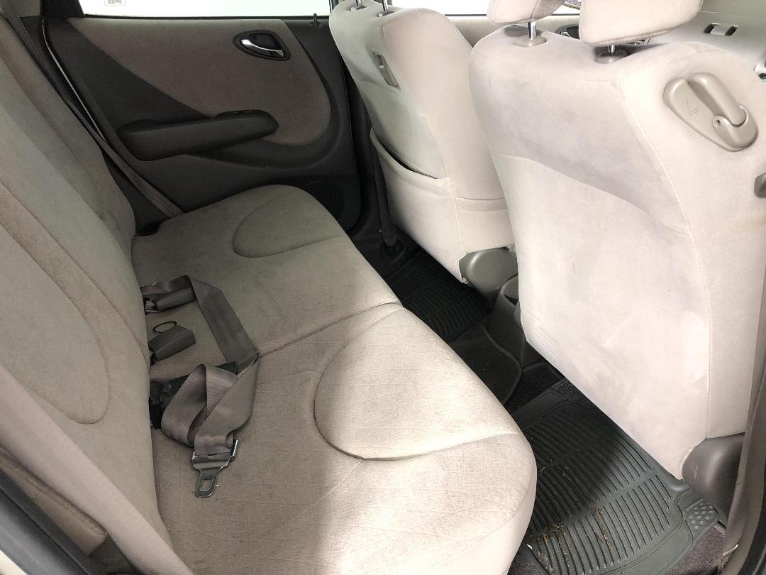 Photo '20' of Honda FIT Photo '20' of Honda FIT