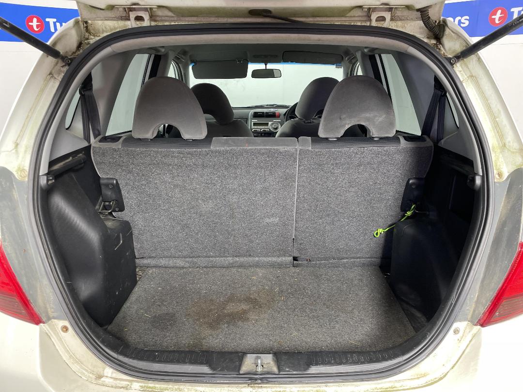 Photo '14' of Honda FIT