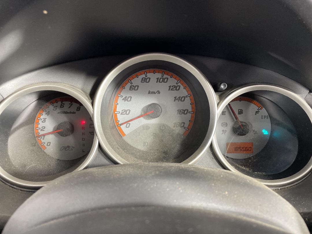 Photo '21' of Honda FIT