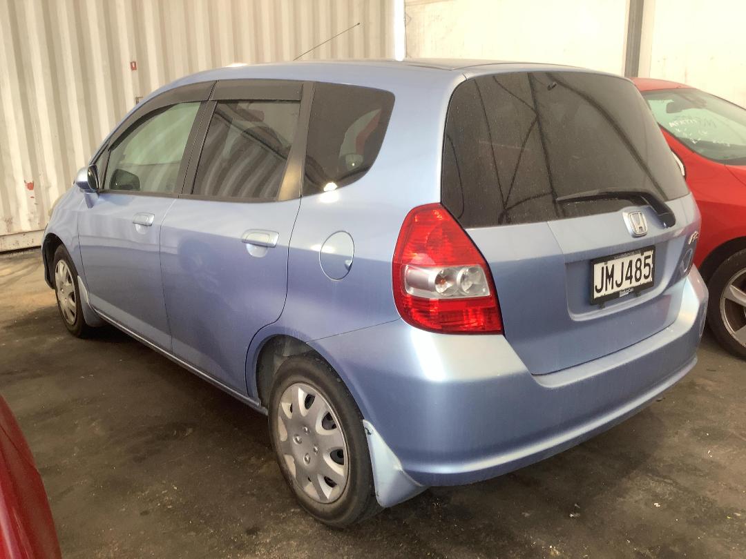 Photo '8' of Honda FIT Photo '8' of Honda FIT