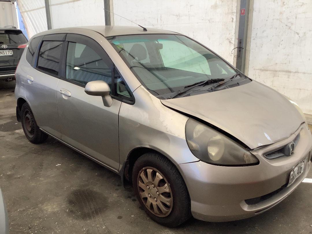 Photo '3' of Honda FIT Photo '3' of Honda FIT