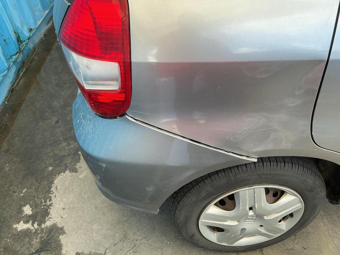 Photo '24' of Honda FIT