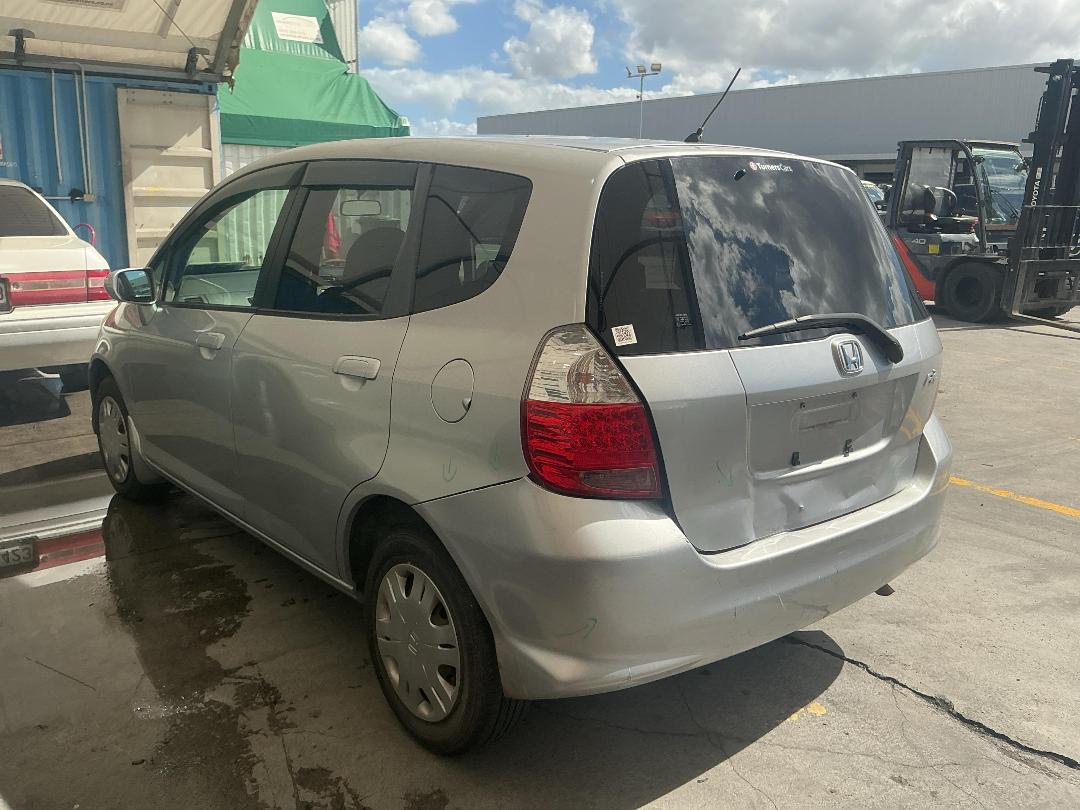 Photo '4' of Honda FIT