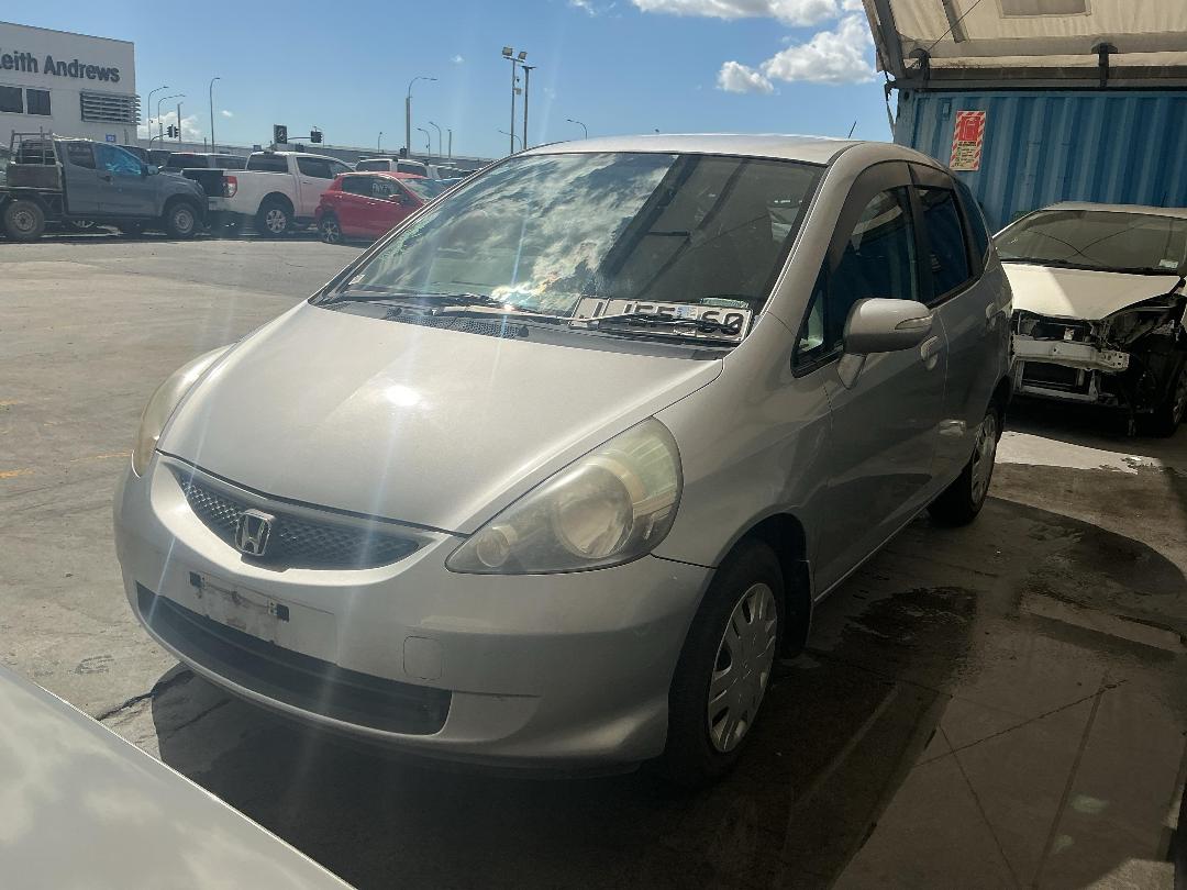 Photo '3' of Honda FIT