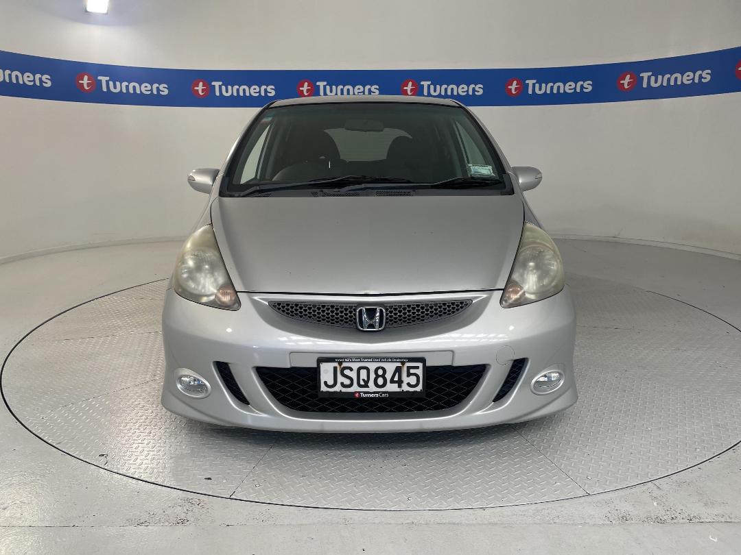 Photo '2' of Honda FIT