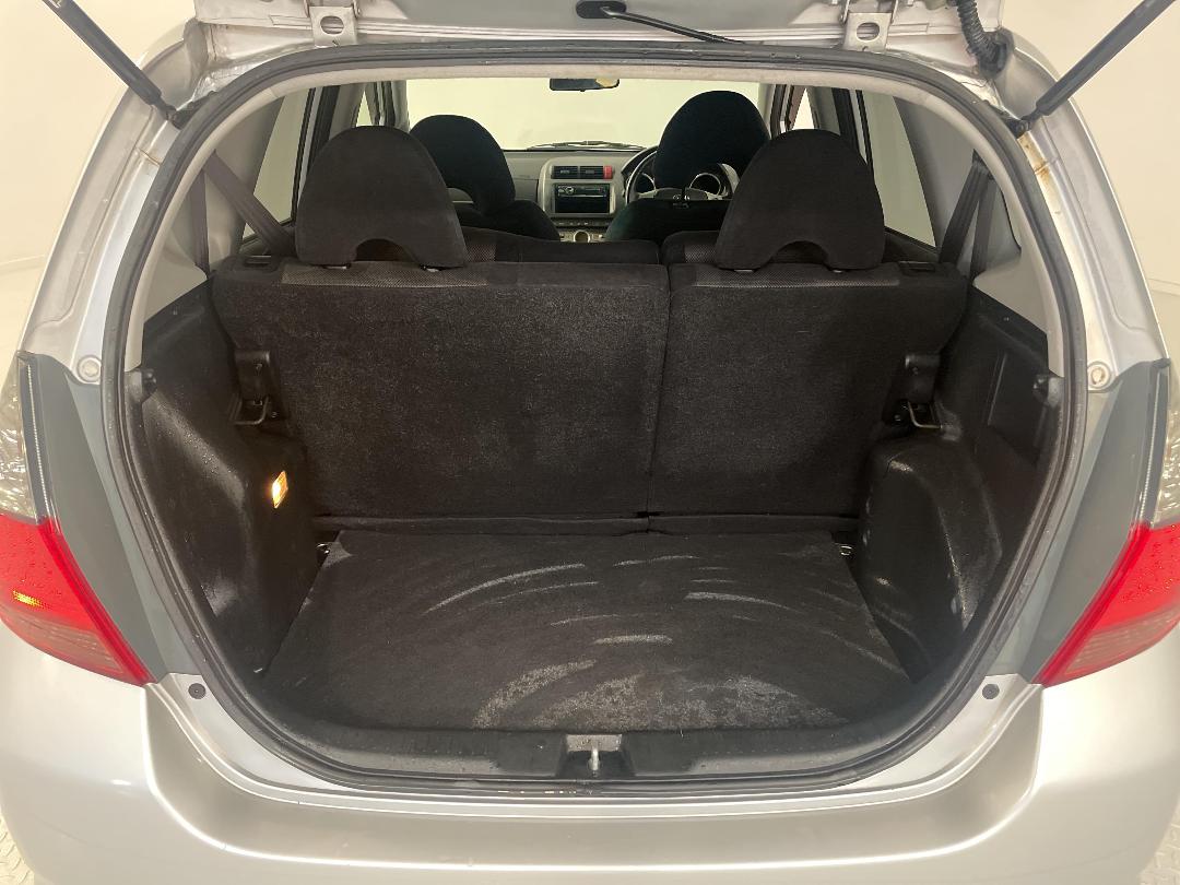 Photo '14' of Honda FIT