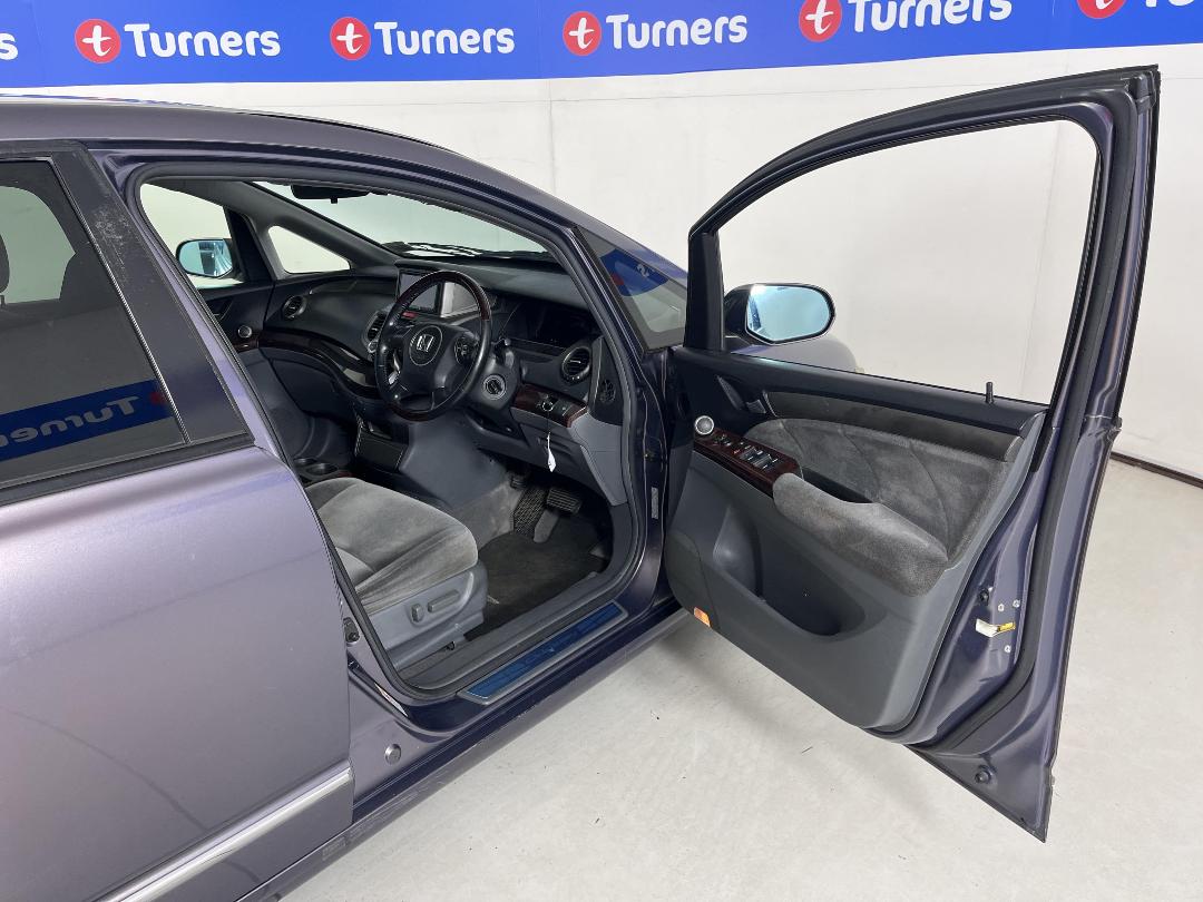 Photo '15' of Honda Odyssey