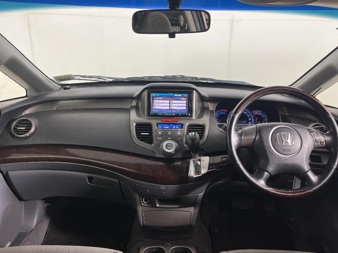 Photo '17' of Honda Odyssey