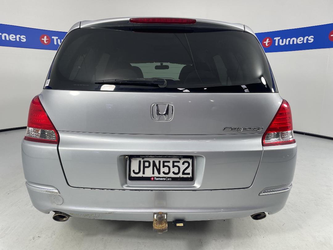 Photo '6' of Honda Odyssey