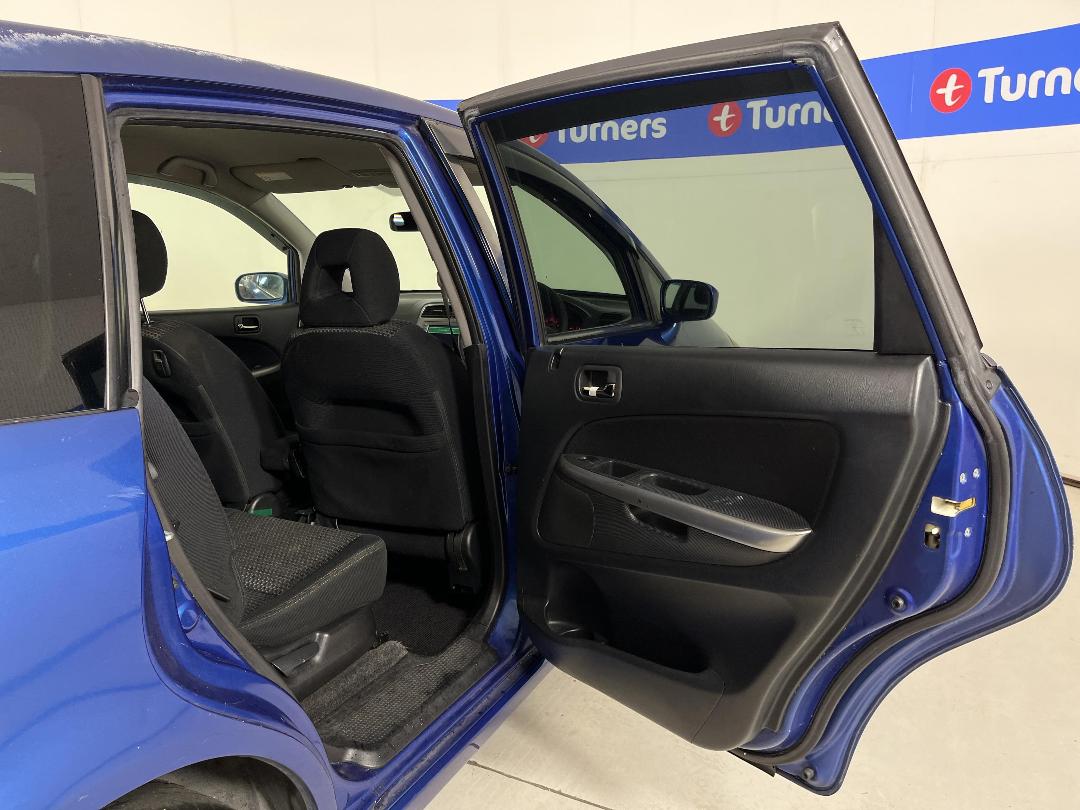 Photo '19' of Honda Stream Photo '19' of Honda Stream