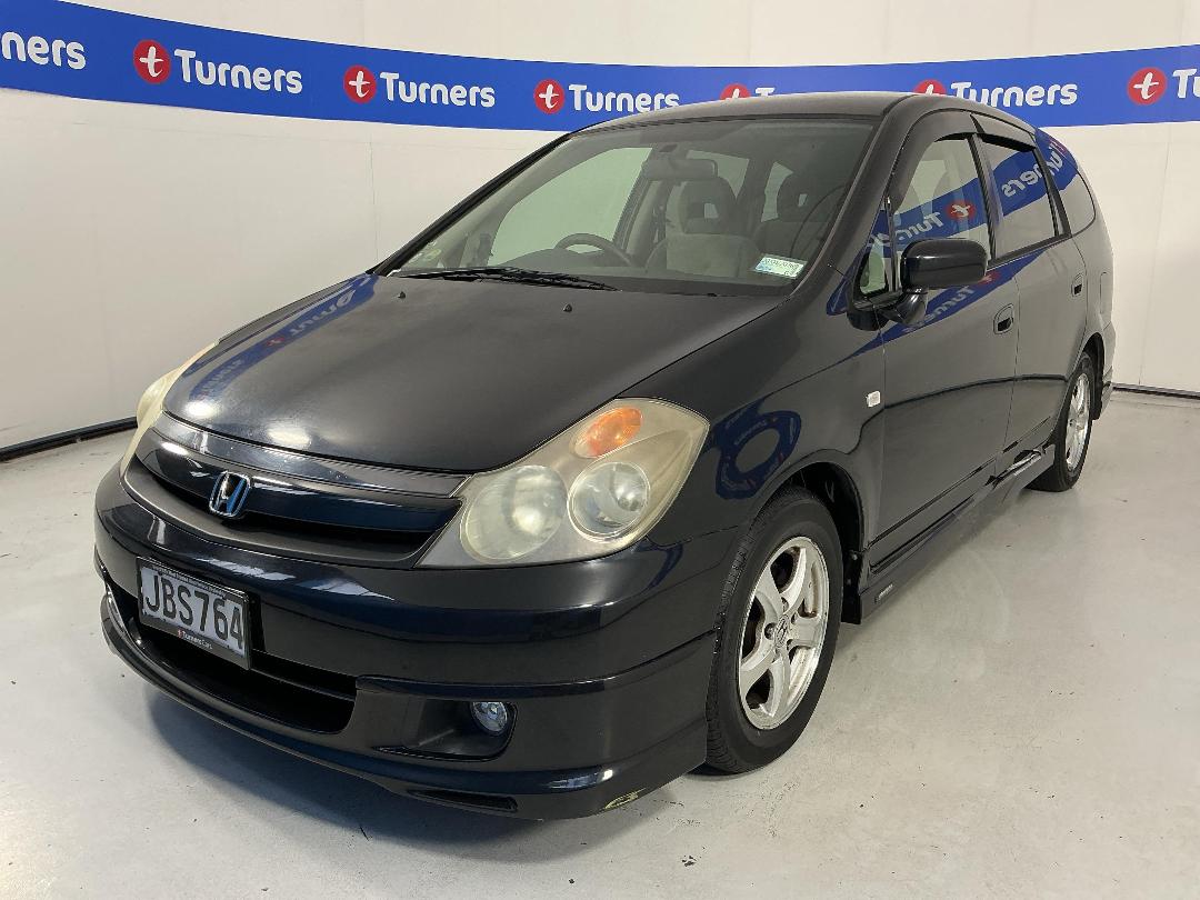 Photo '4' of Honda Stream Photo '4' of Honda Stream