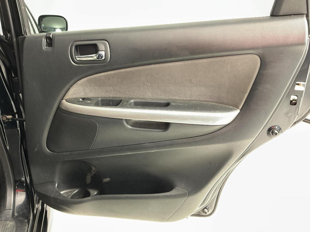 Photo '19' of Honda Stream Photo '19' of Honda Stream