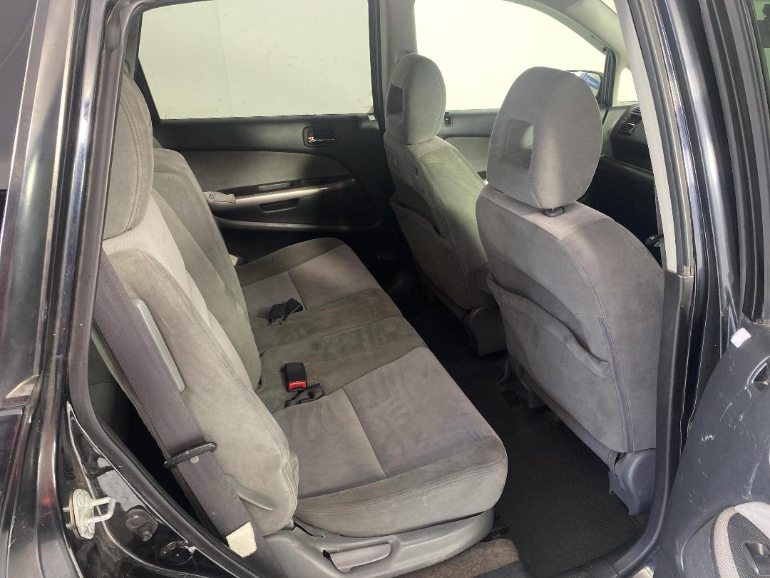 Photo '20' of Honda Stream Photo '20' of Honda Stream