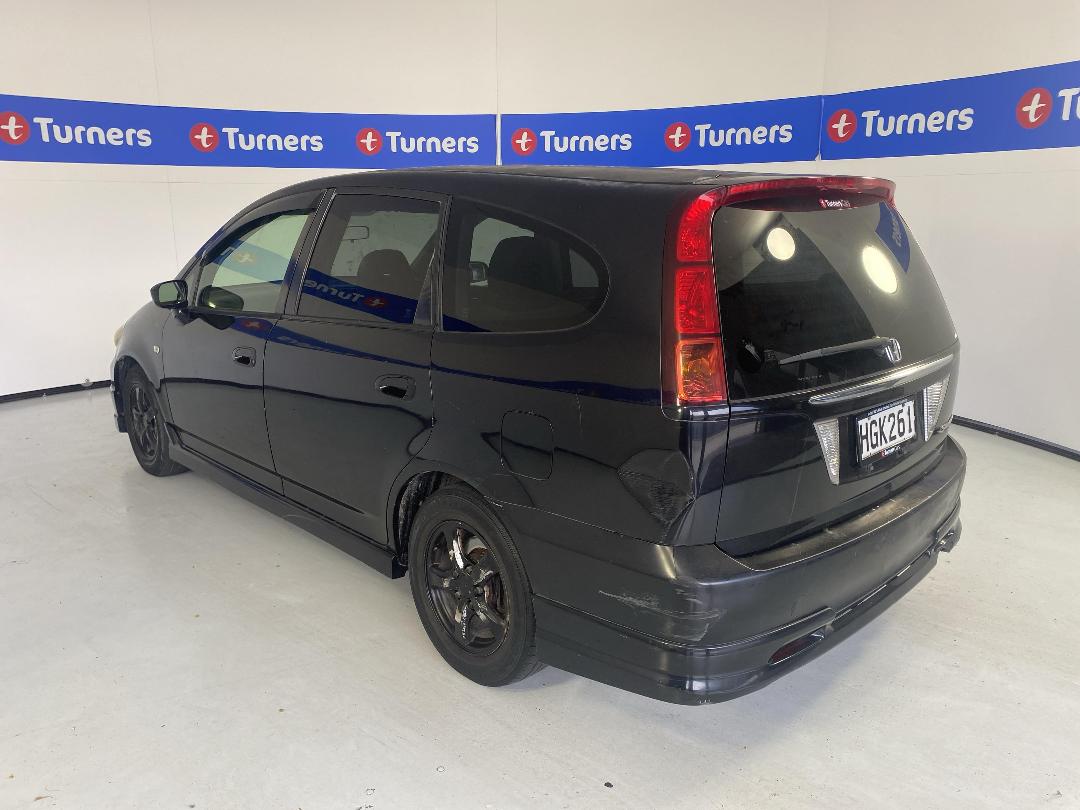 Photo '5' of Honda Stream Photo '5' of Honda Stream