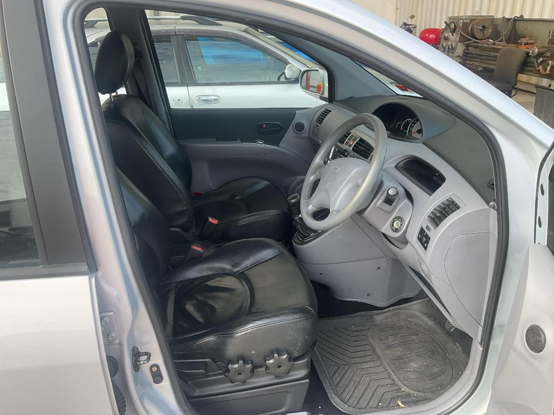 Photo '9' of Hyundai Lavita GLS Photo '9' of Hyundai Lavita GLS