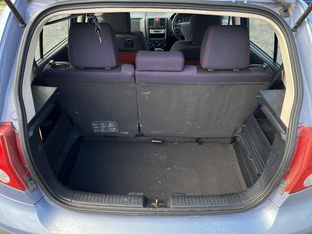 Photo '8' of Hyundai TB Photo '8' of Hyundai TB