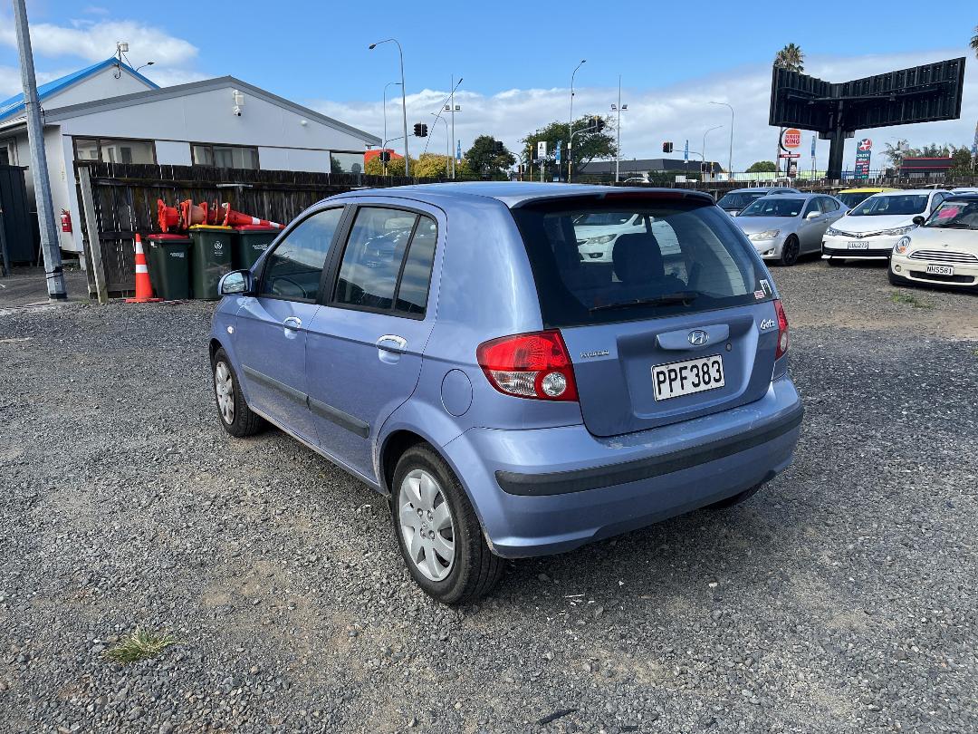 Photo '7' of Hyundai TB Photo '7' of Hyundai TB