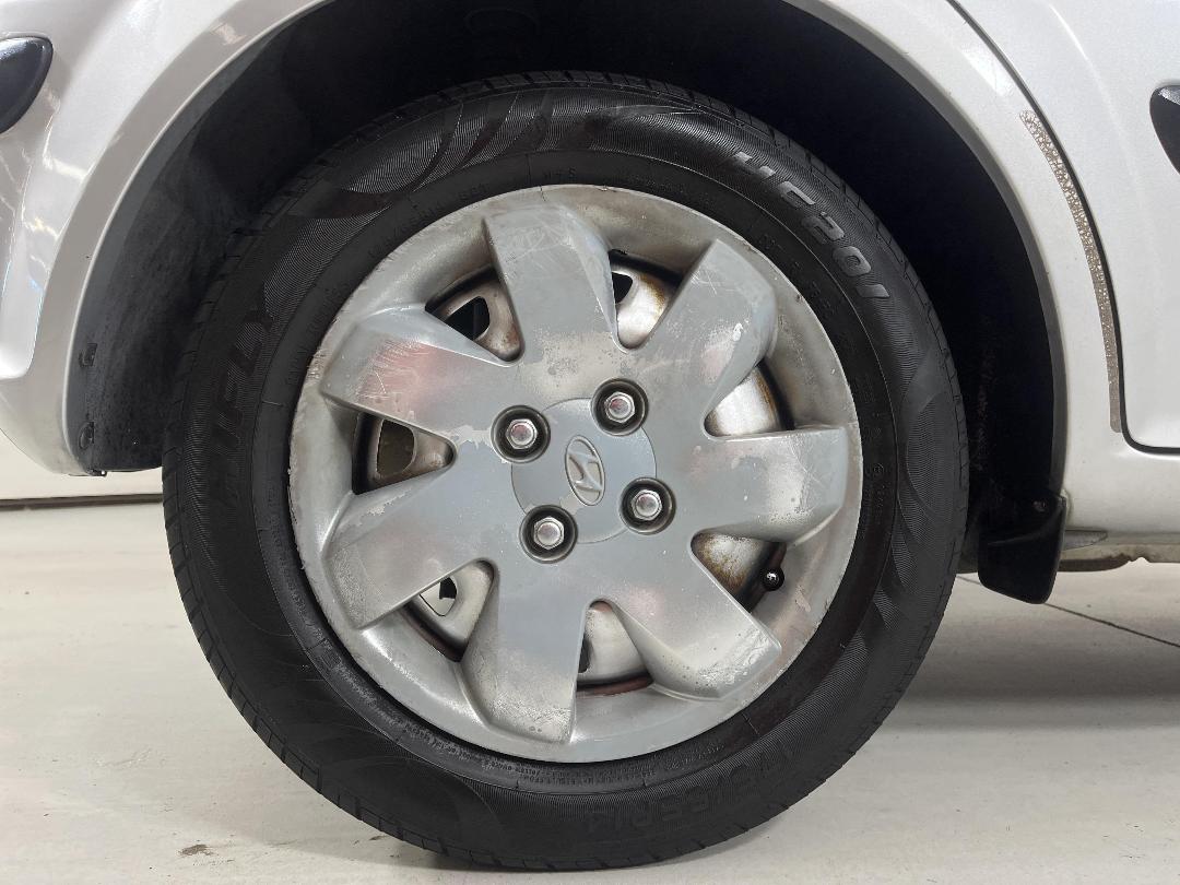 Photo '12' of Hyundai TB