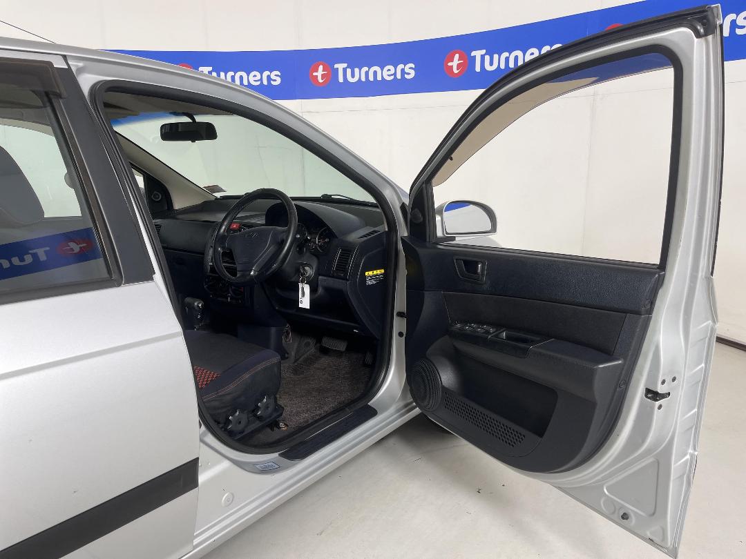 Photo '15' of Hyundai TB