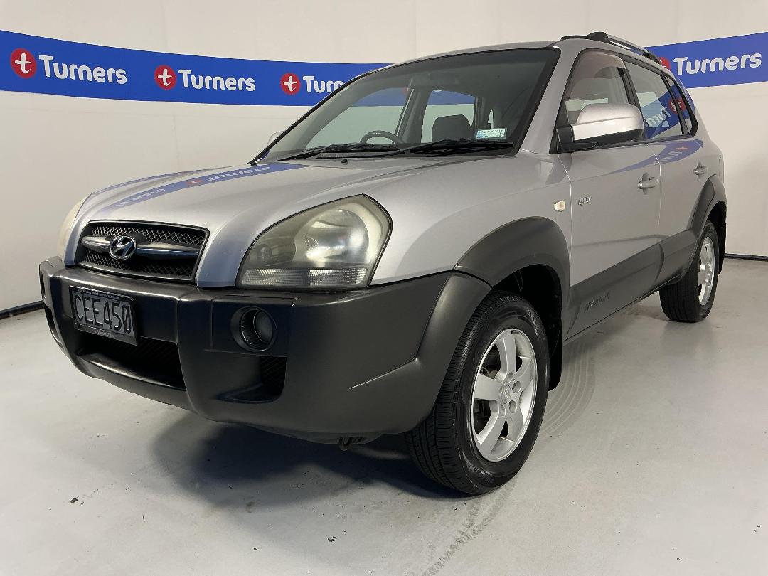 Photo '4' of Hyundai Tucson