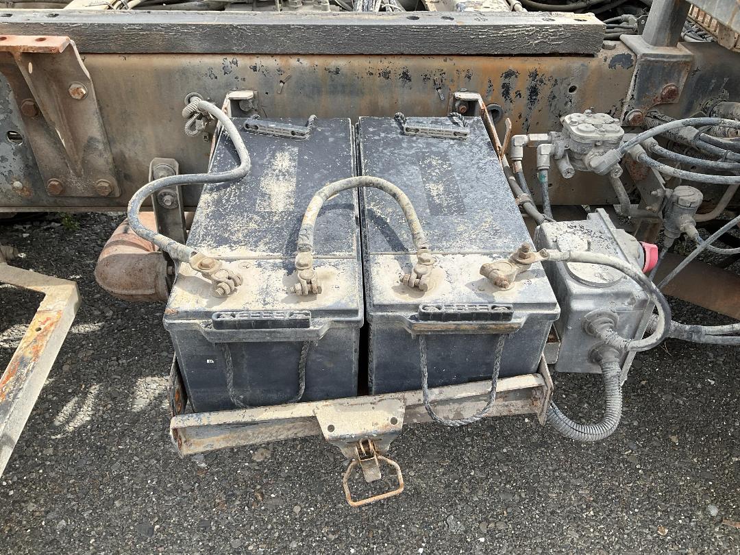 Photo '22' of Isuzu CXZ 400 GIGAMAX Cab Chassis