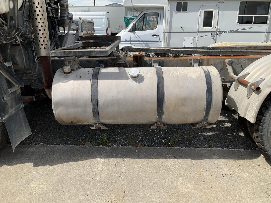 Photo '23' of Isuzu CXZ 400 GIGAMAX Cab Chassis